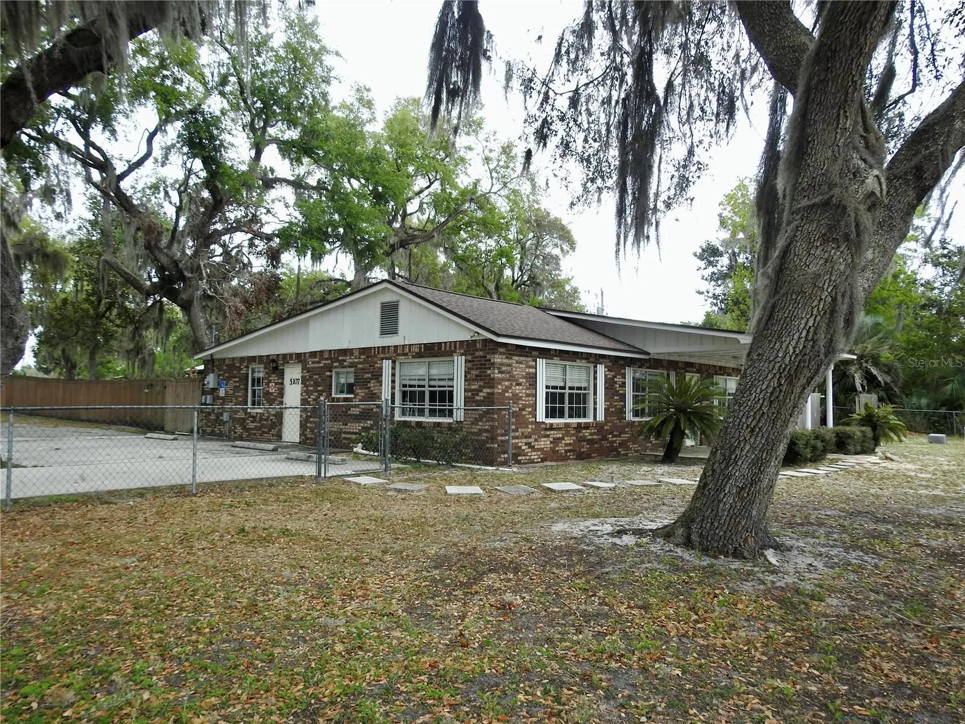 5107 County Road 163 Wildwood FL 34785