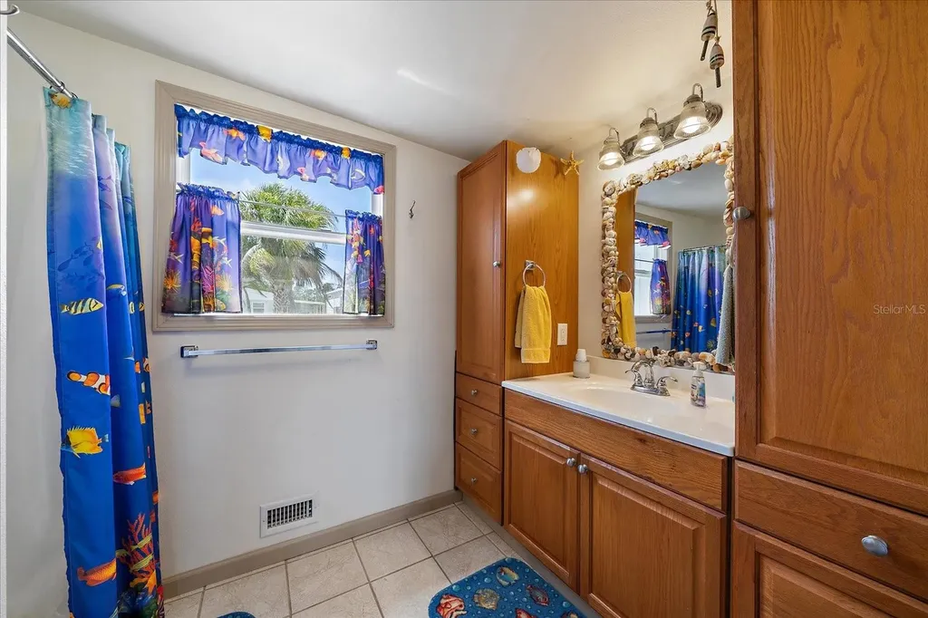 218 Bimini Drive Palmetto FL 34221