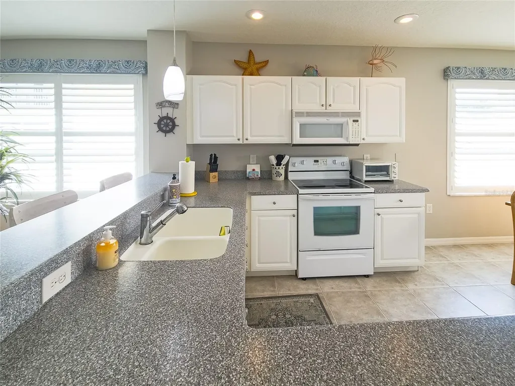 400 Canopy Walk Lane Palm Coast FL 32137