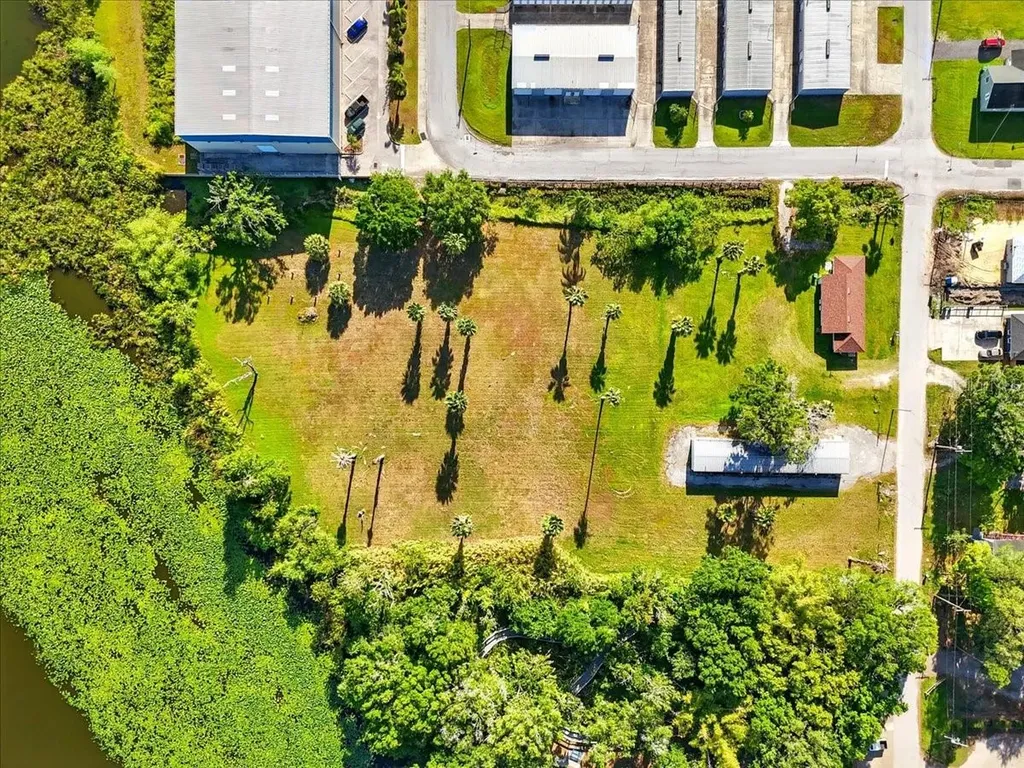 802 Avenue L SW Winter Haven FL 33880