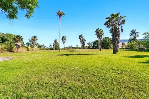 802 Avenue L SW Winter Haven FL 33880