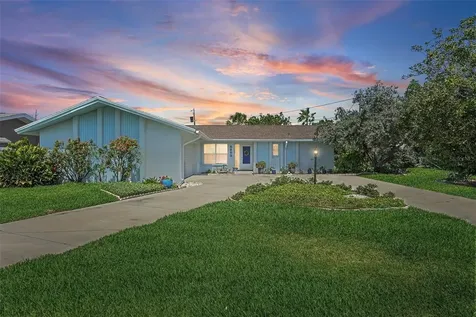 5053 43rd Street S St Petersburg FL 33711