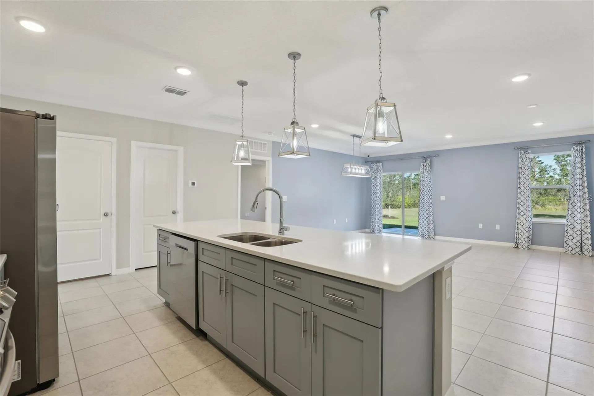2410 Park Avenue Indian Lake Estates FL 33855