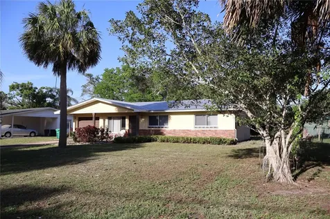 3512 Sunrise Boulevard Fort Pierce FL 34982