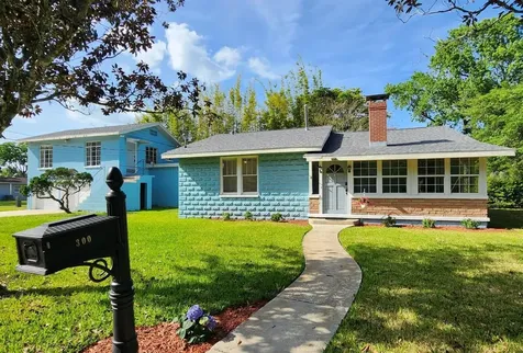 300 W 12th Street Sanford FL 32771