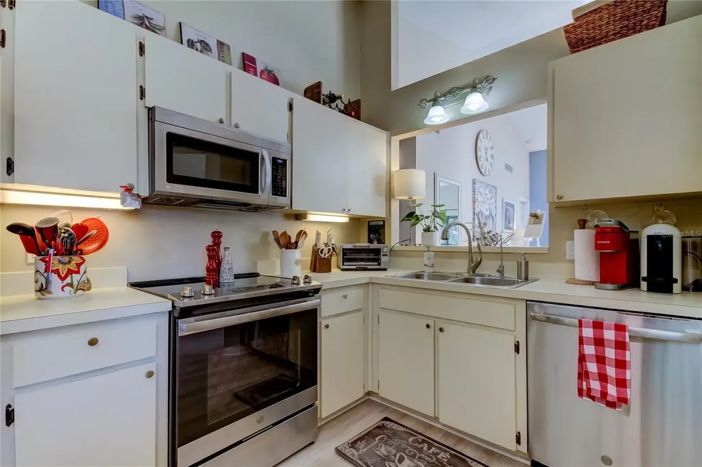 612 Fairmont Avenue Safety Harbor FL 34695