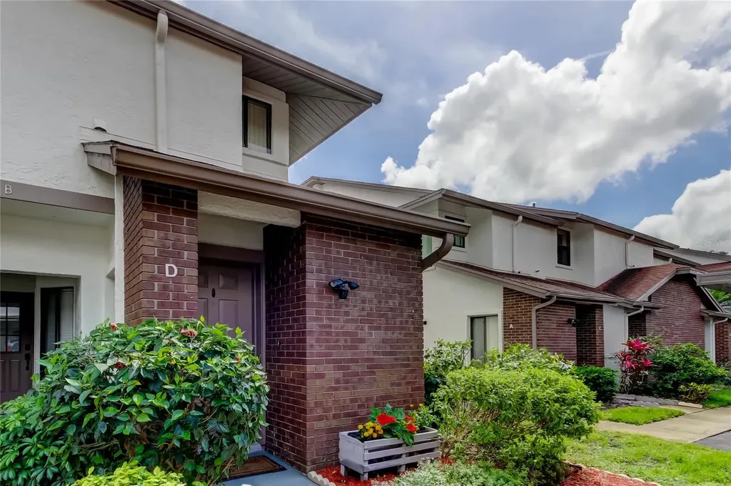 612 Fairmont Avenue Safety Harbor FL 34695