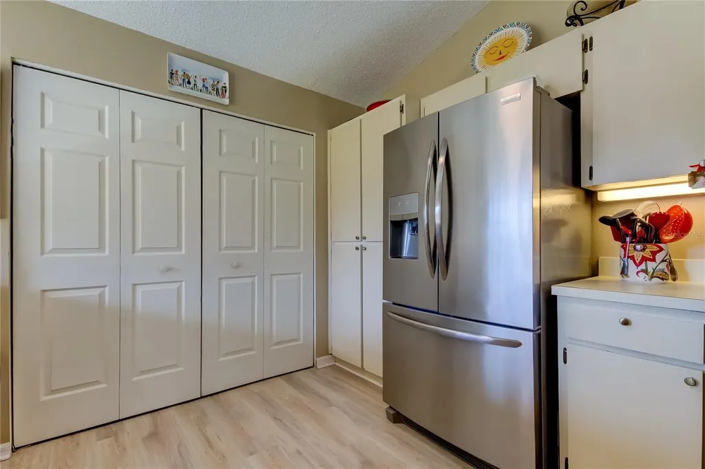 612 Fairmont Avenue Safety Harbor FL 34695