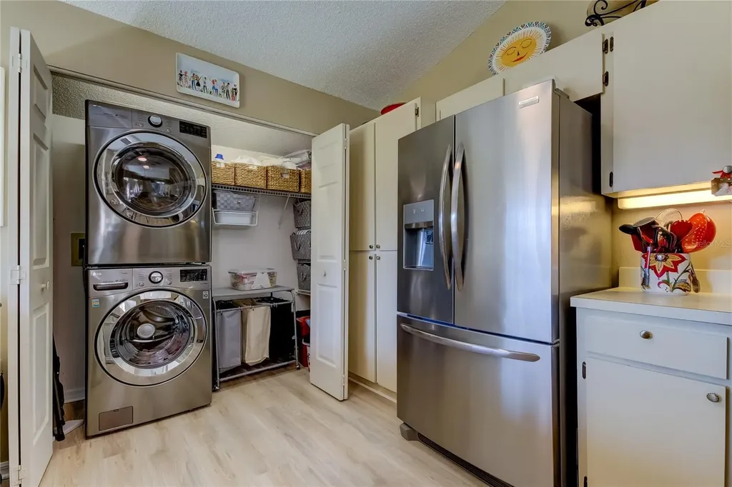 612 Fairmont Avenue Safety Harbor FL 34695