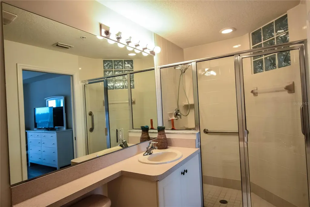 1711 Gondola Park Drive Venice FL 34292