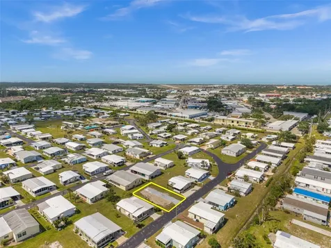 561 Longwood Drive Venice FL 34285