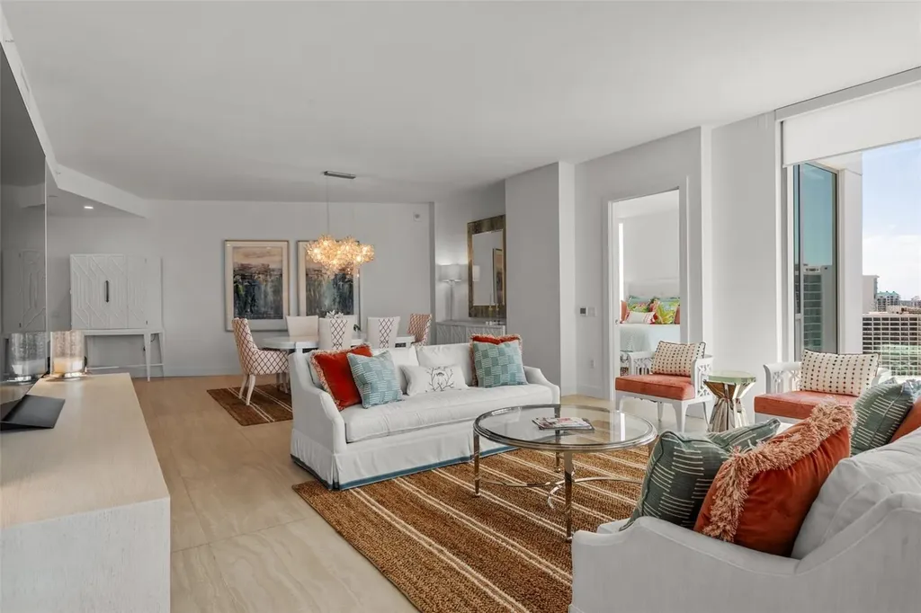 301 Quay Commons Sarasota FL 34236