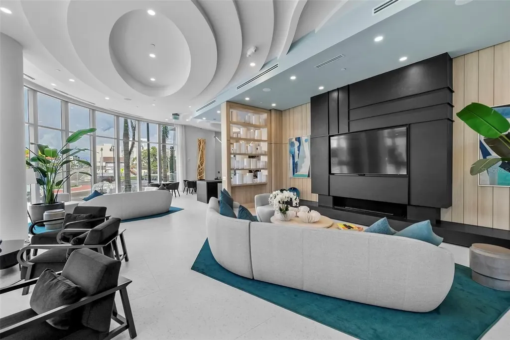 301 Quay Commons Sarasota FL 34236