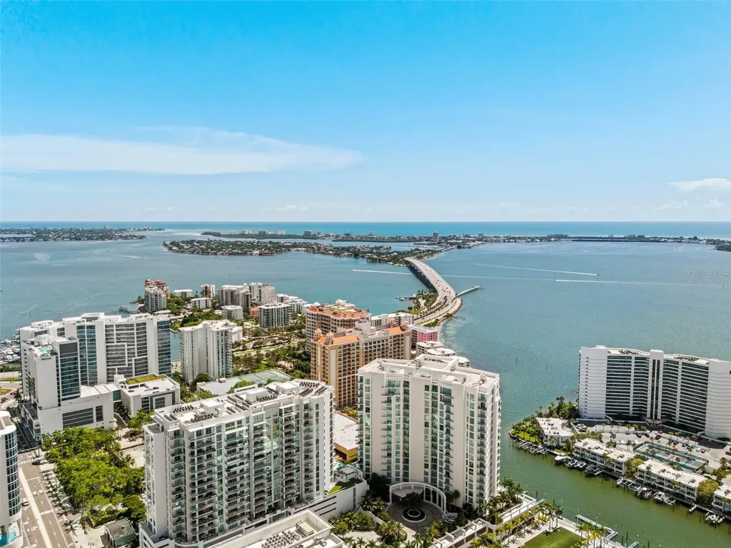 301 Quay Commons Sarasota FL 34236