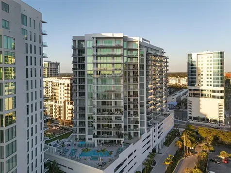 301 Quay Commons Sarasota FL 34236