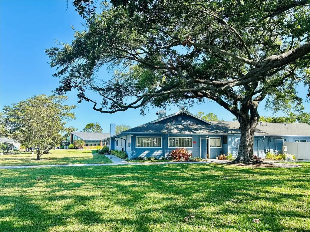 9790 66th Street N Pinellas Park FL 33782