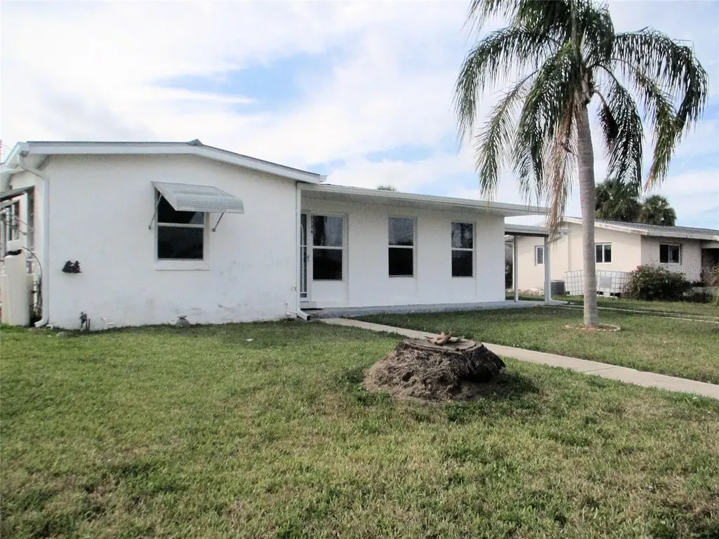 6339 Pontiac Lane North Port FL 34287