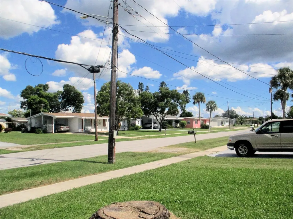 6339 Pontiac Lane North Port FL 34287