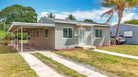 2839 Polk Street Hollywood FL 33020