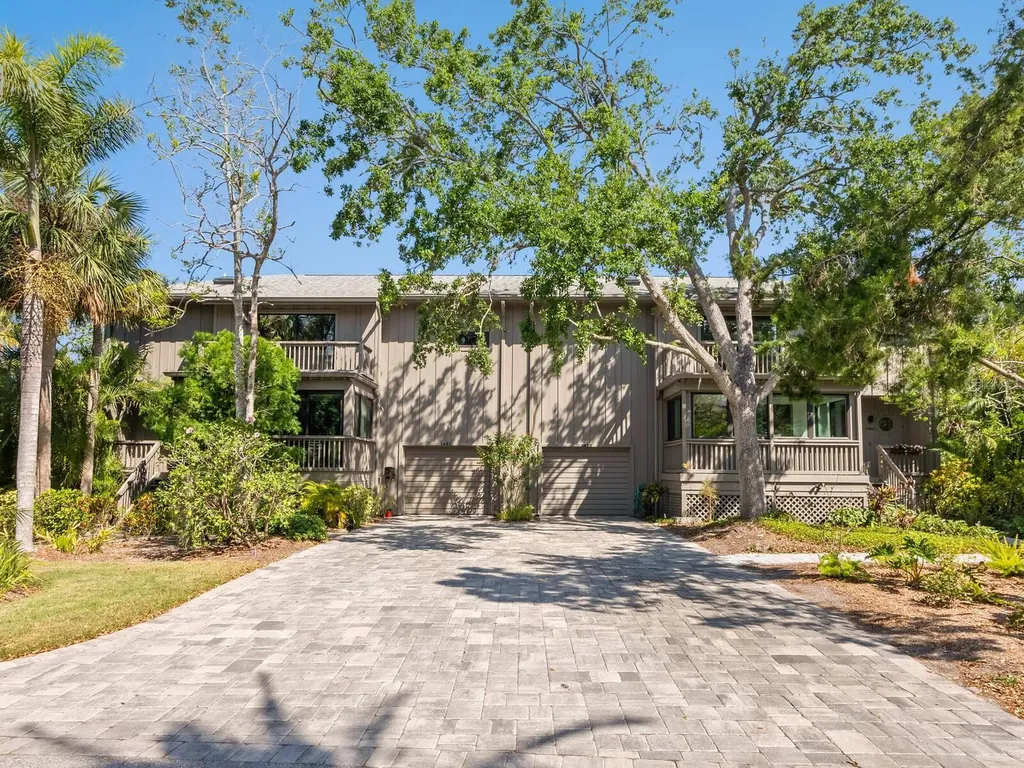 1493 Landings Lake Drive Sarasota FL 34231