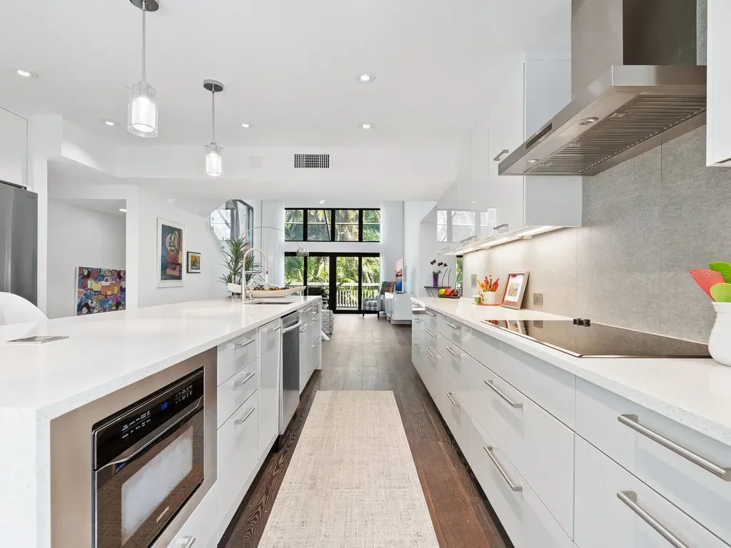 1493 Landings Lake Drive Sarasota FL 34231