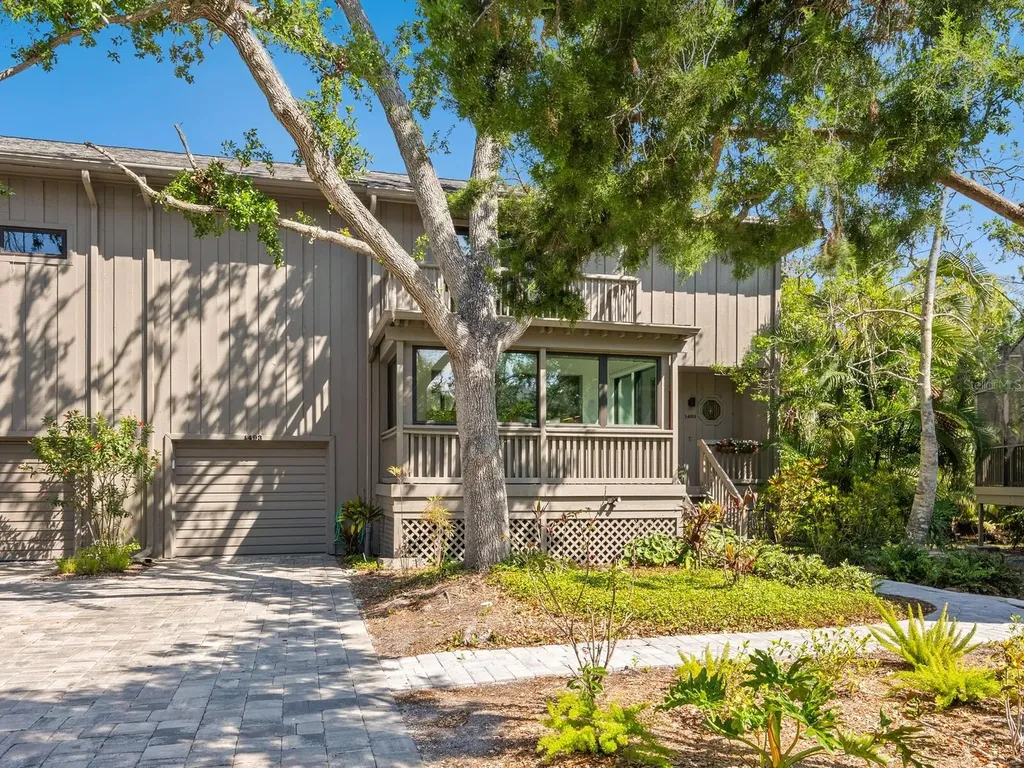 1493 Landings Lake Drive Sarasota FL 34231