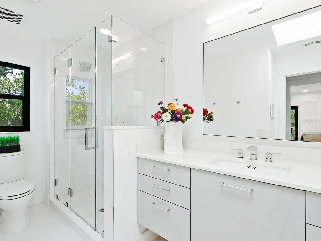 1493 Landings Lake Drive Sarasota FL 34231