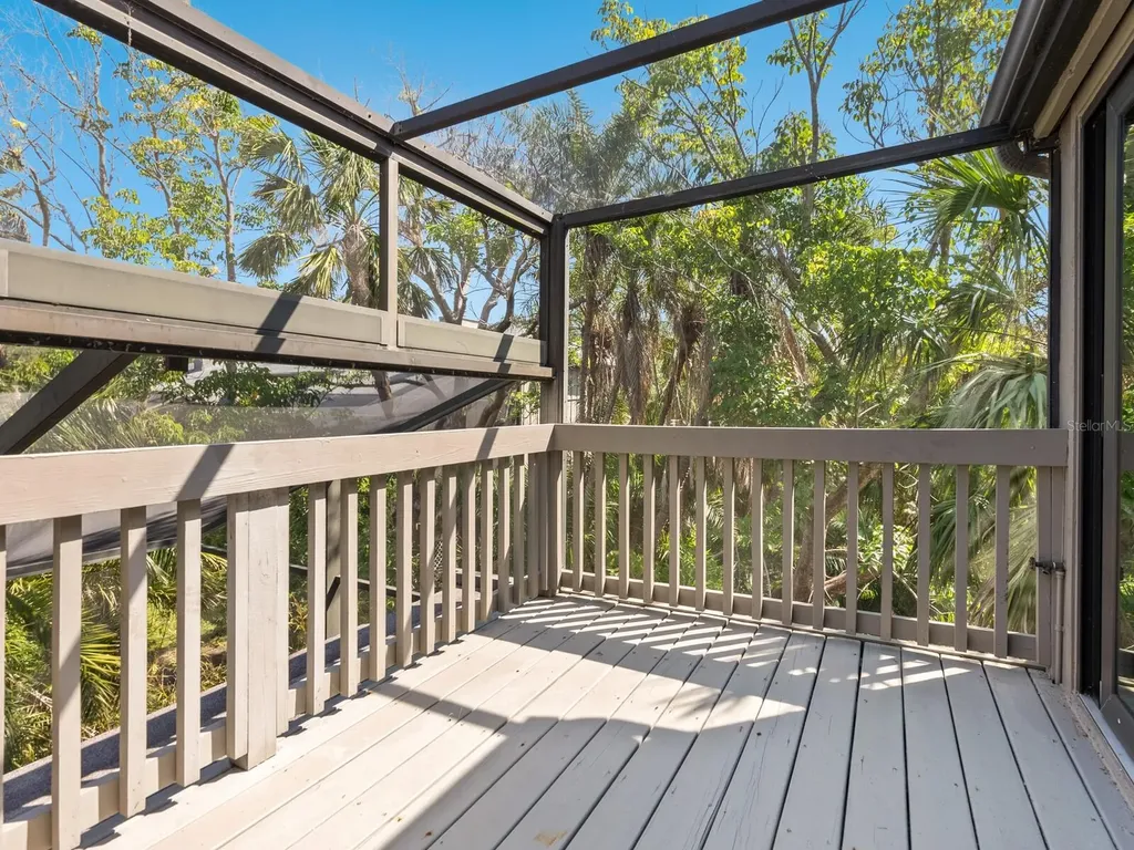 1493 Landings Lake Drive Sarasota FL 34231