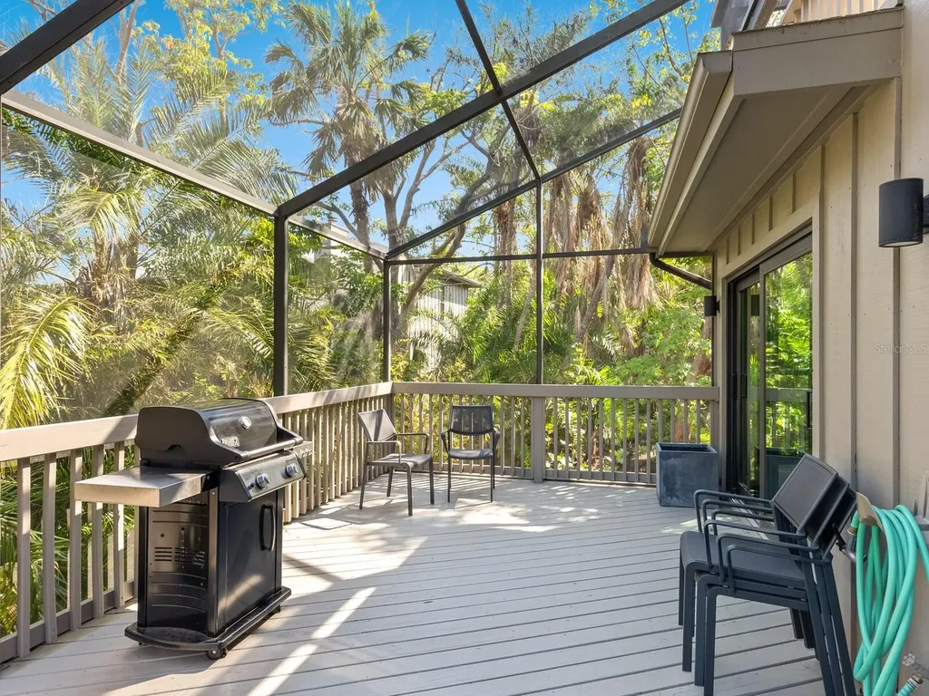 1493 Landings Lake Drive Sarasota FL 34231