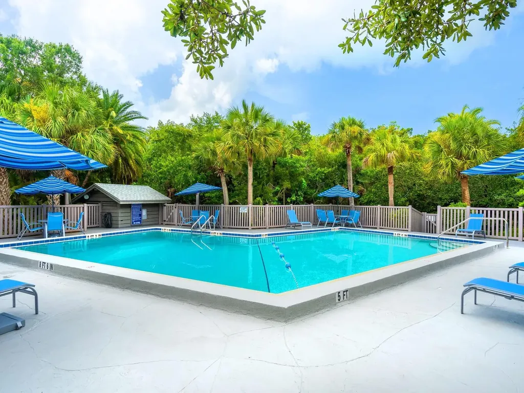 1493 Landings Lake Drive Sarasota FL 34231