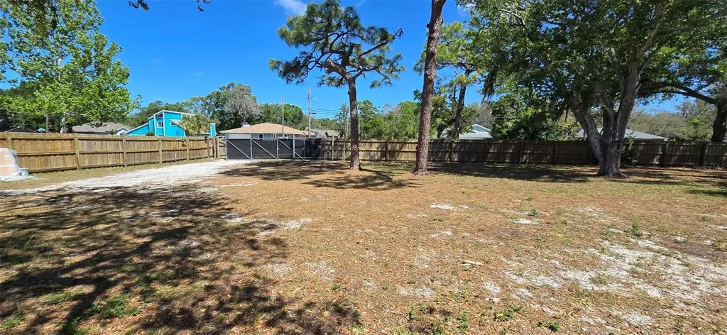 13296 98th Avenue N Seminole FL 33776