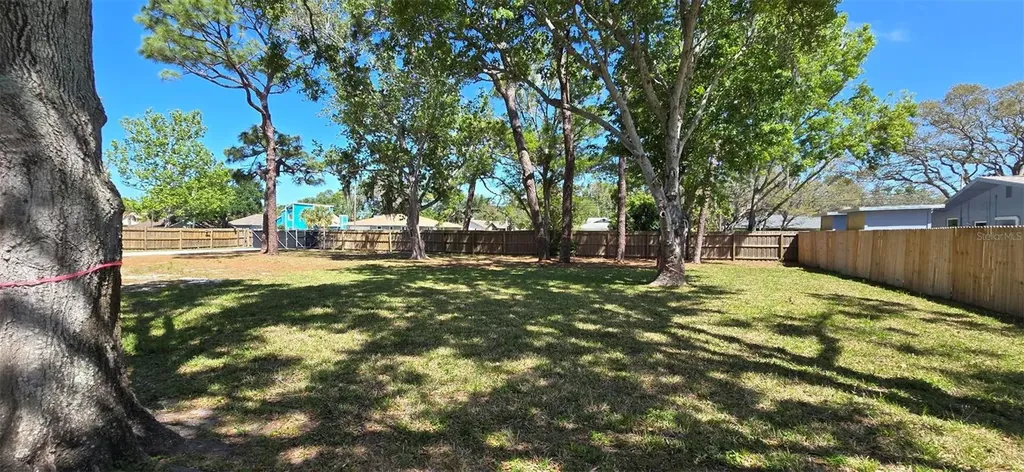 13296 98th Avenue N Seminole FL 33776