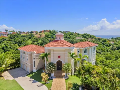 44 Cocoloba Street Humacao PR 00791