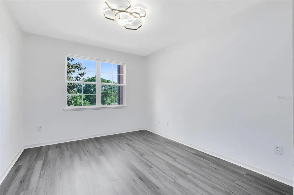 6685 Queens Borough Avenue Orlando FL 32835
