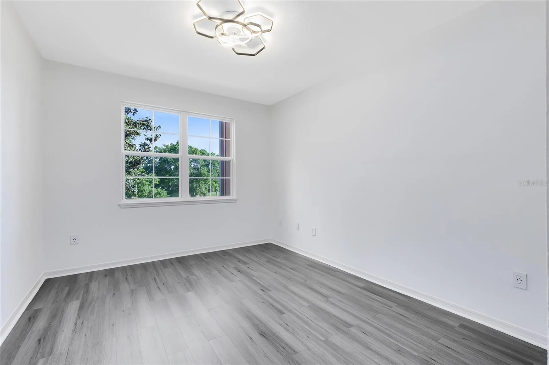6685 Queens Borough Avenue Orlando FL 32835