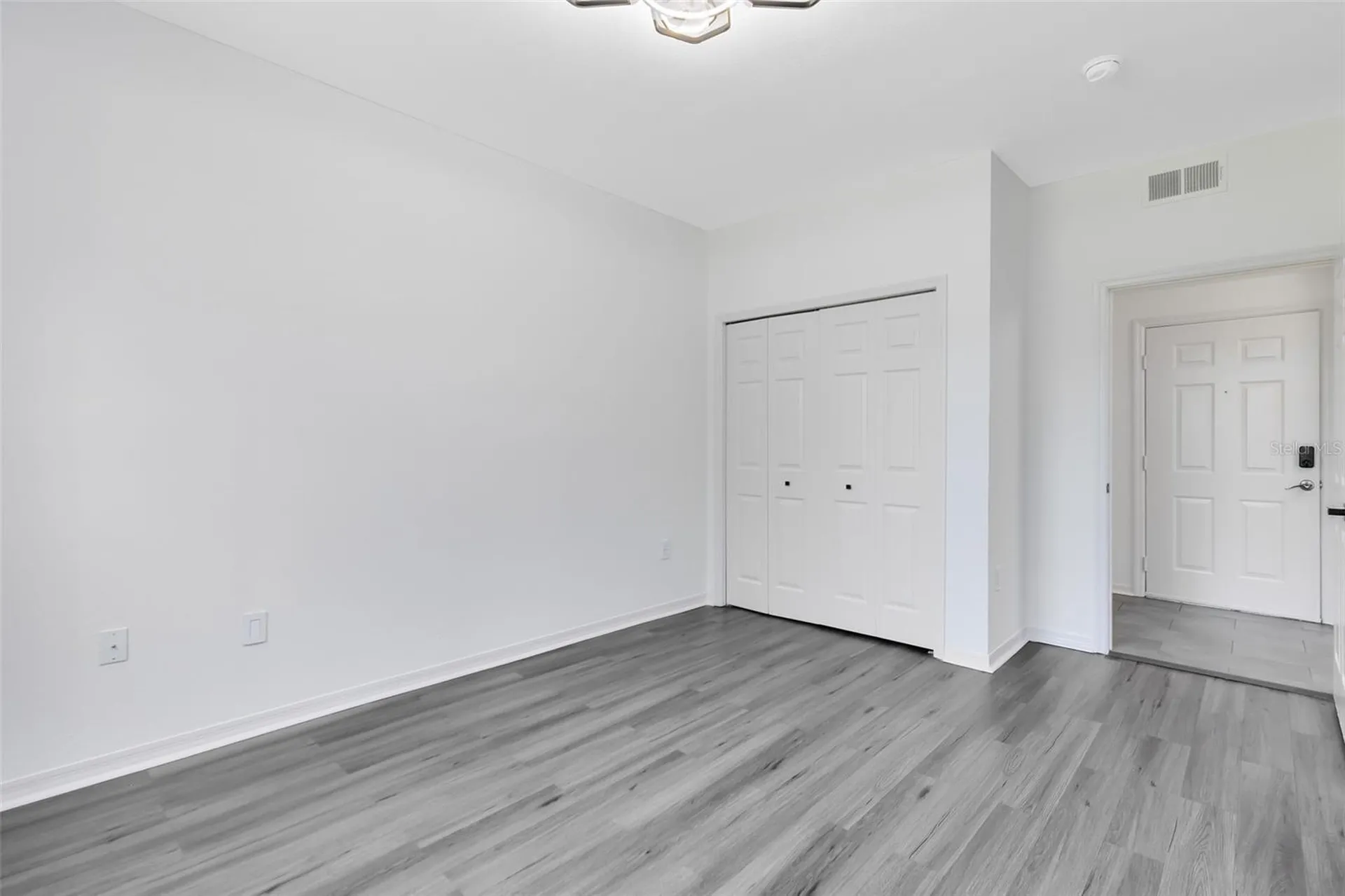 6685 Queens Borough Avenue Orlando FL 32835