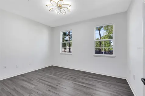 6685 Queens Borough Avenue Orlando FL 32835