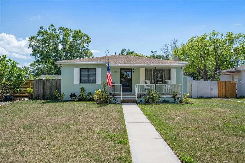 2718 35th Avenue N St Petersburg FL 33713