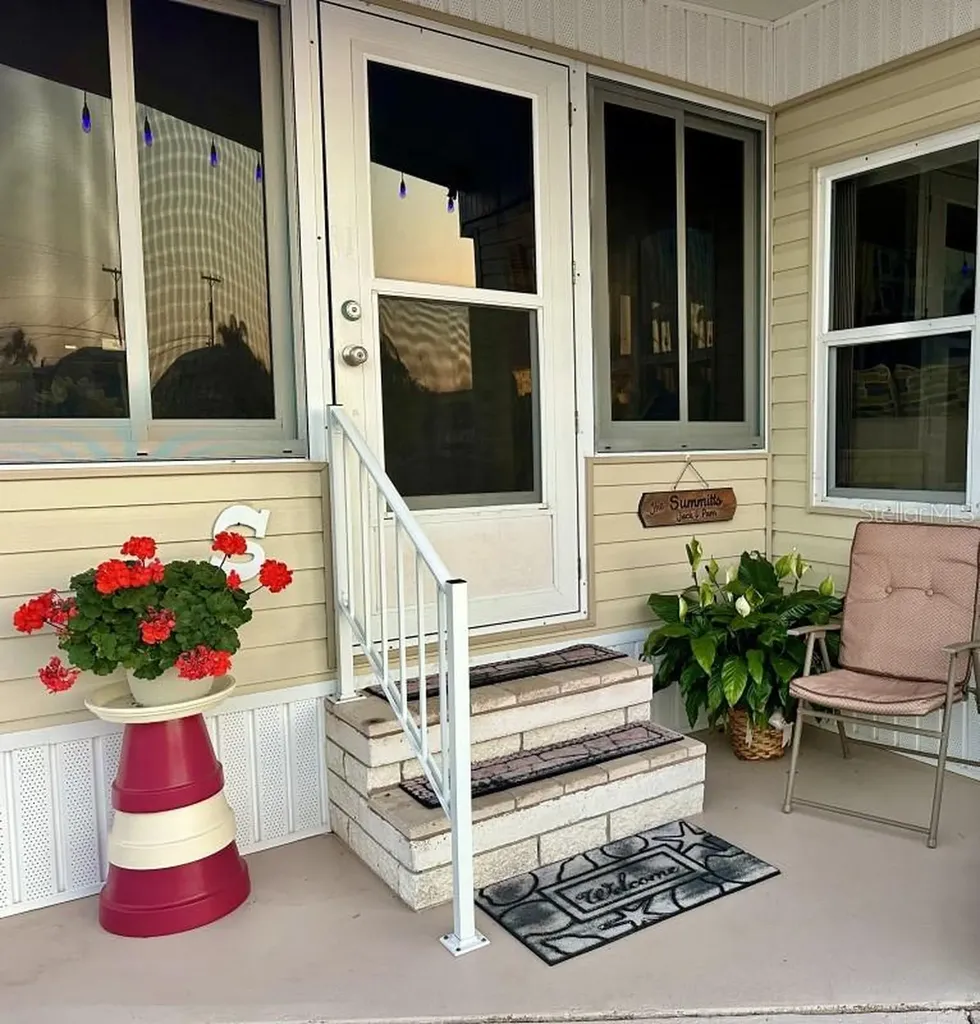 2094 Detroiter Street Sarasota FL 34231