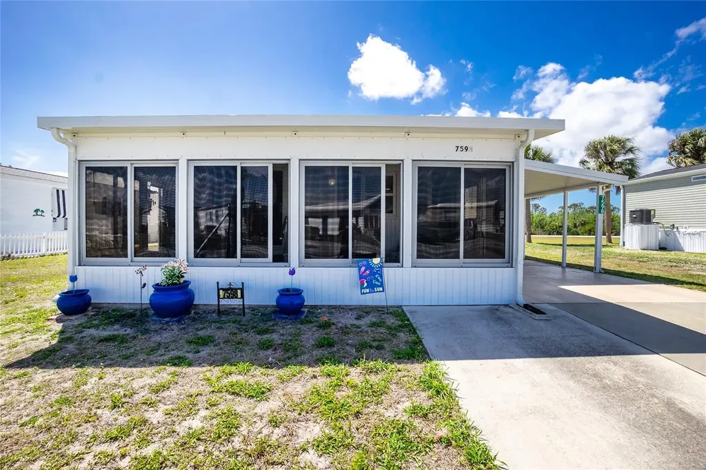 7598 Ratan Circle Port Charlotte FL 33981
