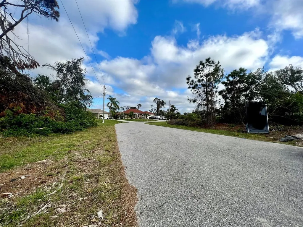 Lot 9 Braddock Avenue North Port FL 34288