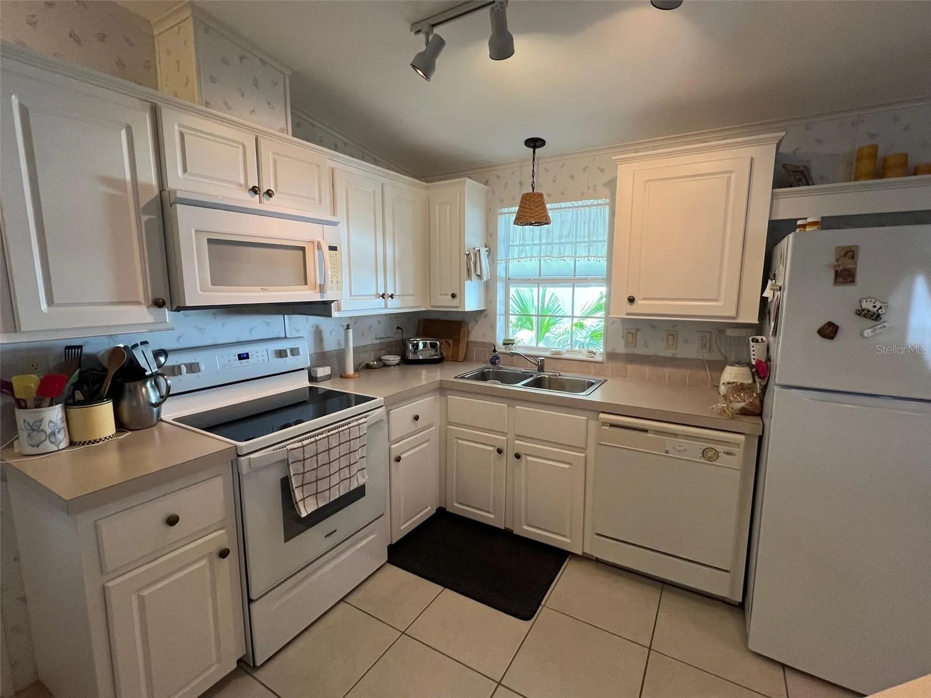 29250 Us Highway 19 N Clearwater FL 33761