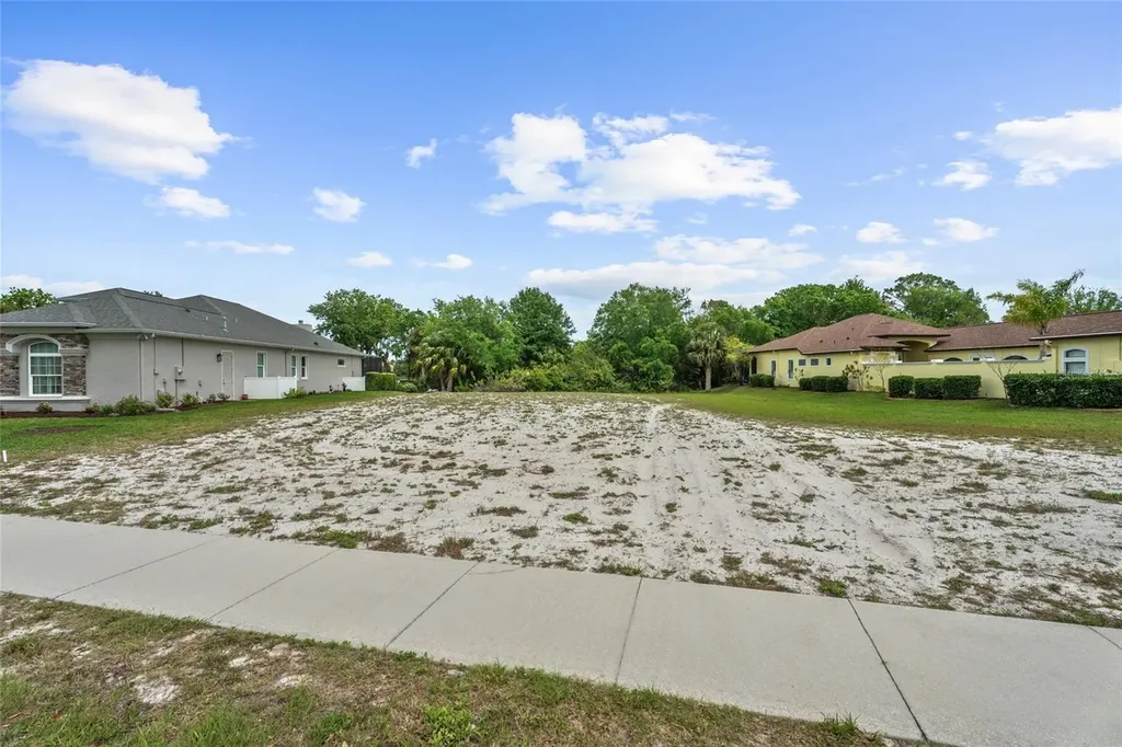 48 N Lakewalk Drive Palm Coast FL 32137