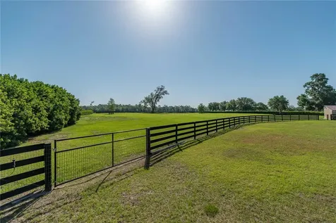 5363 NW 153rd Court Morriston FL 32668