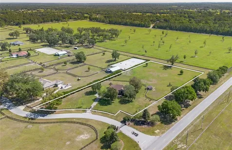 5363 NW 153rd Court Morriston FL 32668