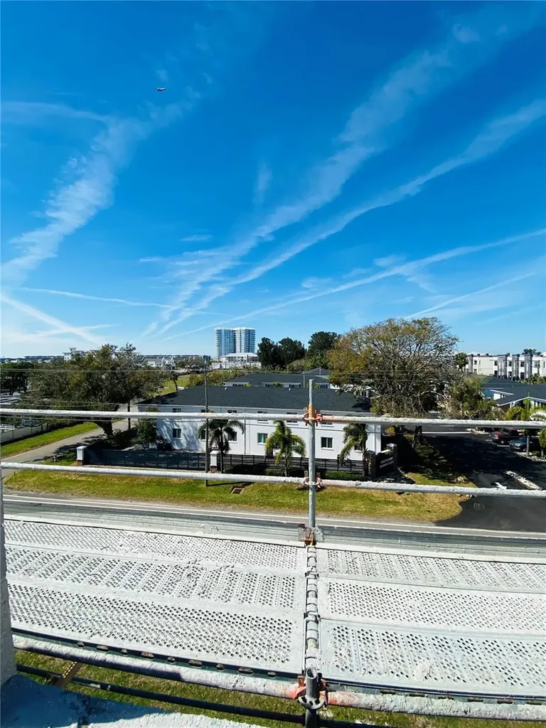 4723 W Price Avenue Tampa FL 33611