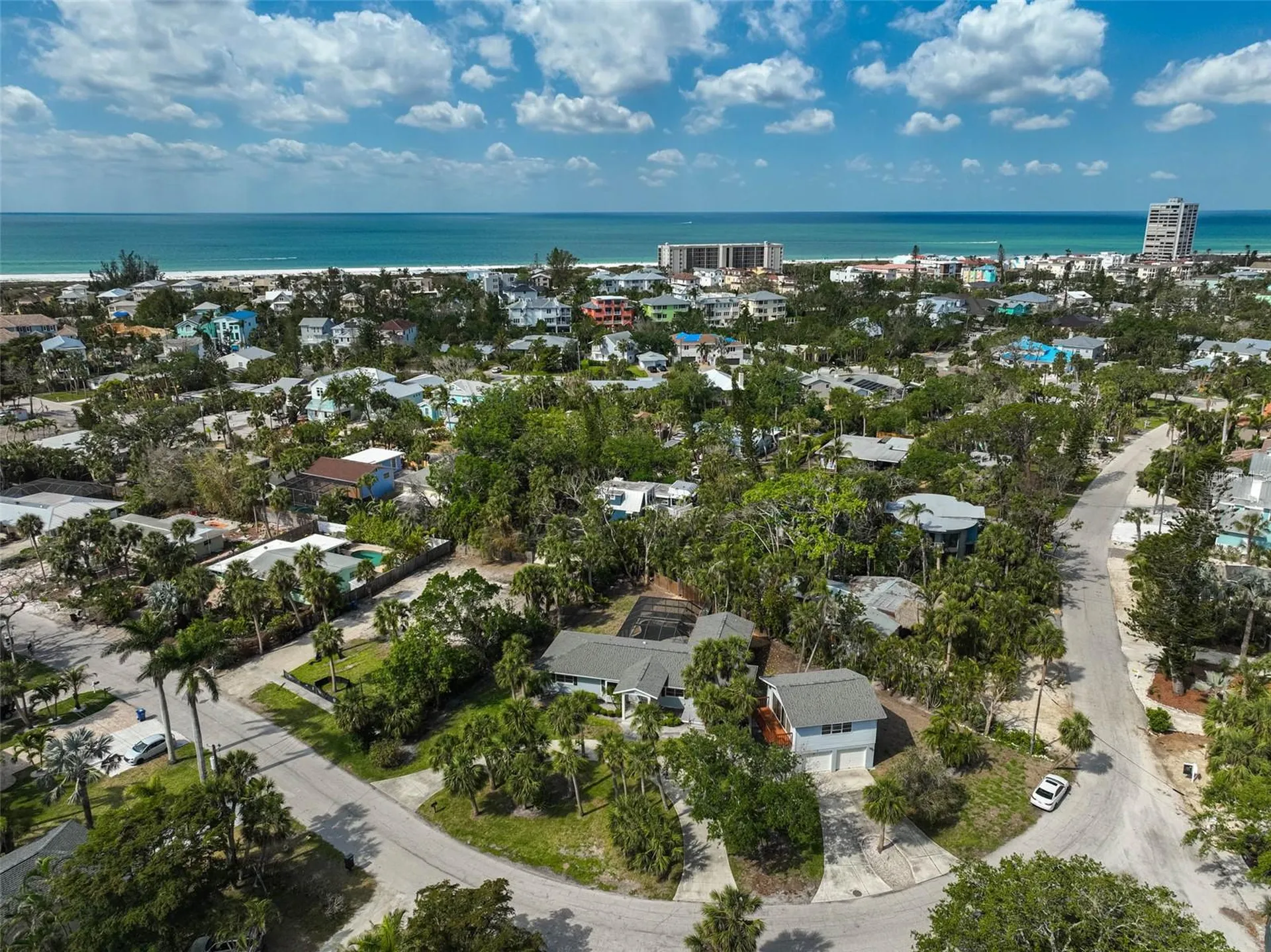 105 Island Circle Sarasota FL 34242