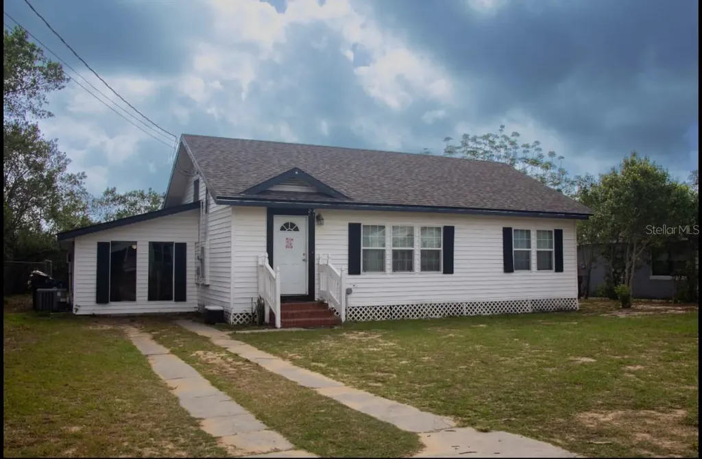420 N 5th Street Lake Wales FL 33853