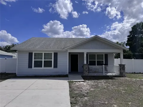 250 W Ella J Gilmore Street Apopka FL 32703