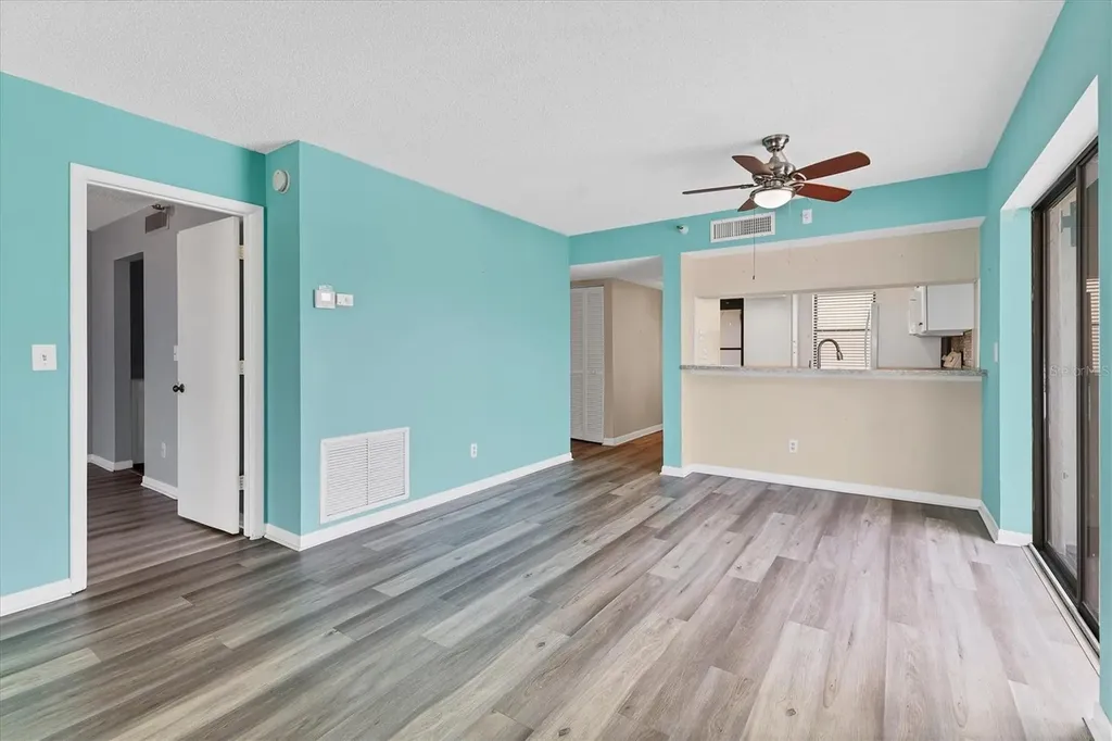 1701 Beach Road Englewood FL 34223